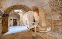 Quadrilocale Strada del Carmine 39, San Nicola - Borgo Antico, Bari