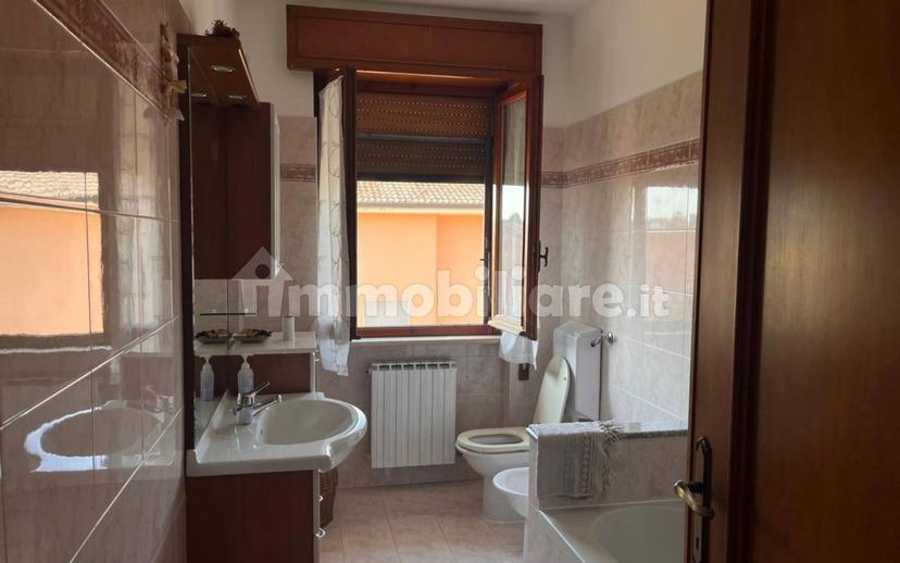 Trilocale via F. Magellano, Centro, Castel San Giovanni — foto 14 di 33
