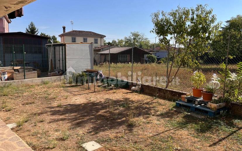 Trilocale via F. Magellano, Centro, Castel San Giovanni — foto 7 di 33