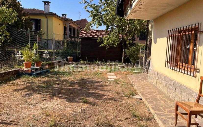 Trilocale via F. Magellano, Centro, Castel San Giovanni — foto 10 di 33