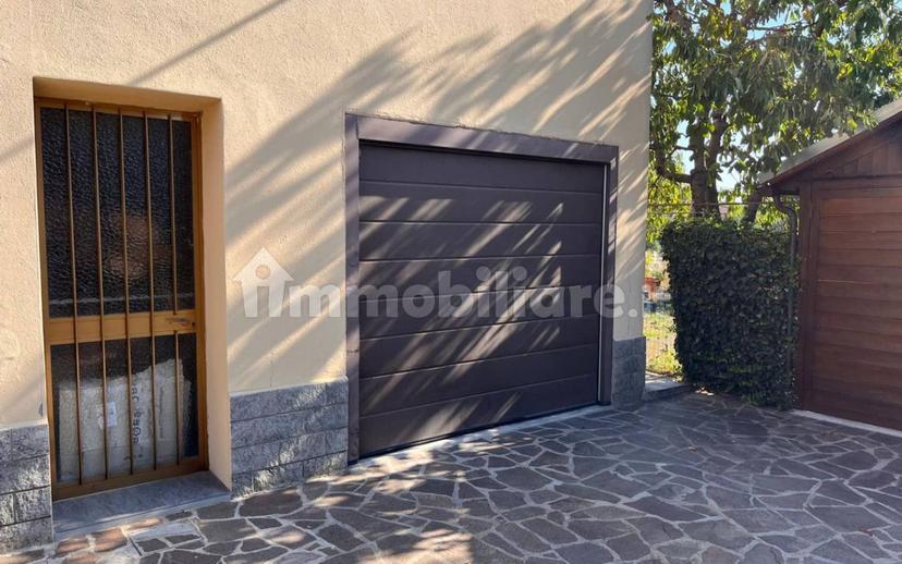 Trilocale via F. Magellano, Centro, Castel San Giovanni — foto 24 di 33