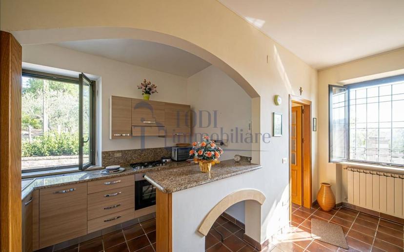 Bilocale asproli 8/a, Todi 8/a, Todi — foto 13 di 26