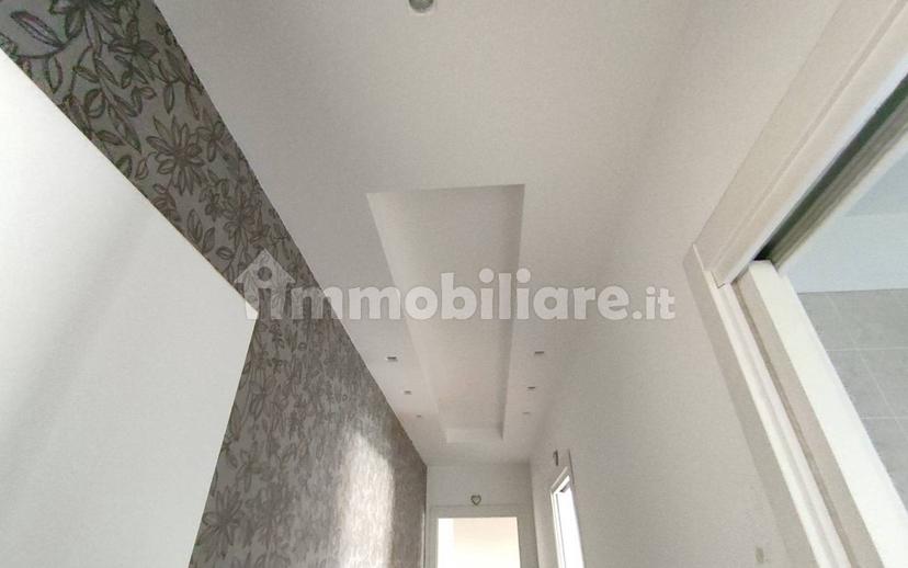 Trilocale via Santa Croce, San Nicola la Strada — foto 2 di 19