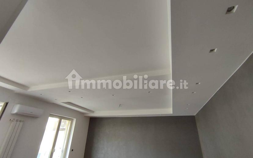 Trilocale via Santa Croce, San Nicola la Strada — foto 7 di 19