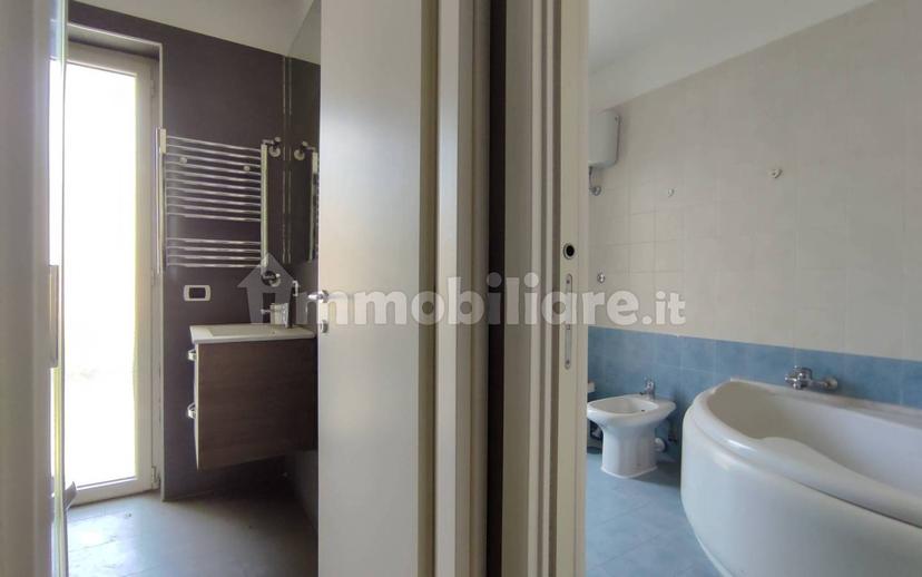Trilocale via Santa Croce, San Nicola la Strada — foto 18 di 19