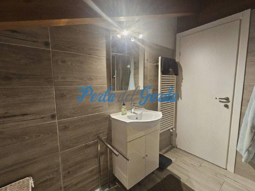 Trilocale ottimo stato, su più livelli, Castelnuovo del Garda — foto 2 di 34