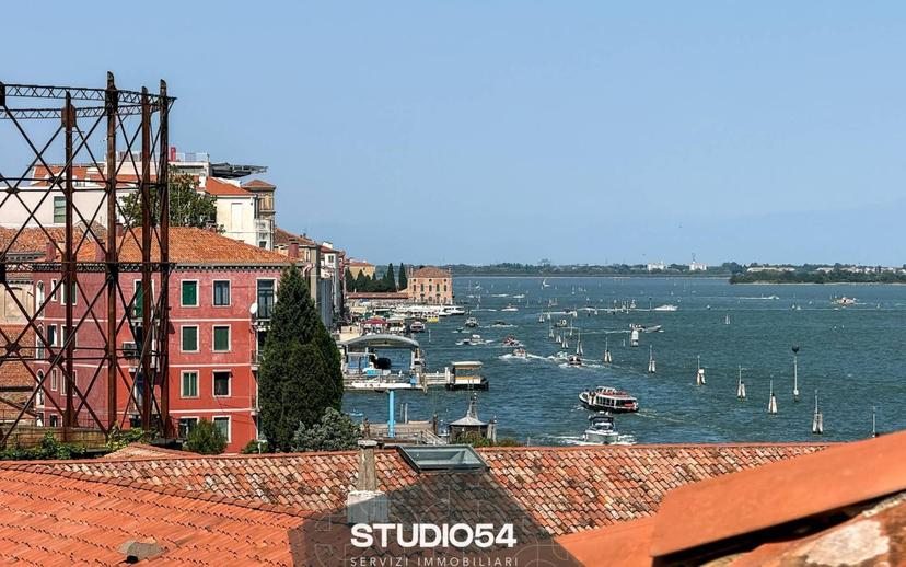 Trilocale Castello 2747, San Francesco della Vigna, Venezia — foto 21 di 35
