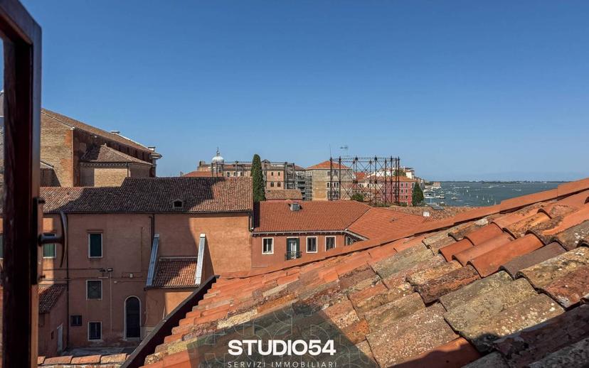 Trilocale Castello 2747, San Francesco della Vigna, Venezia — foto 27 di 35
