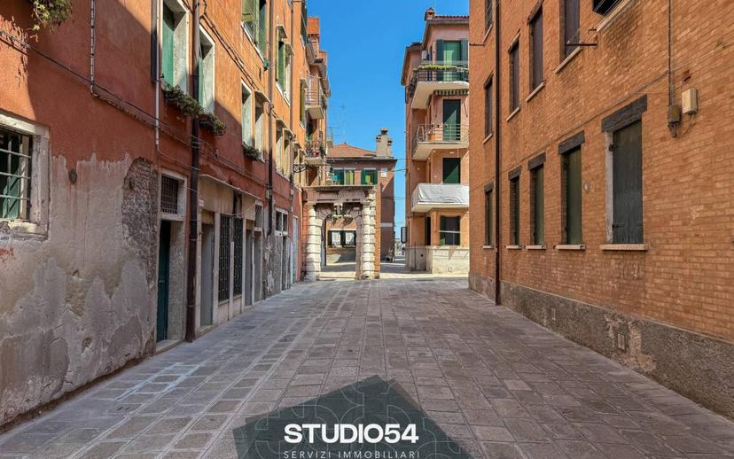 Trilocale Castello 2747, San Francesco della Vigna, Venezia — foto 3 di 35