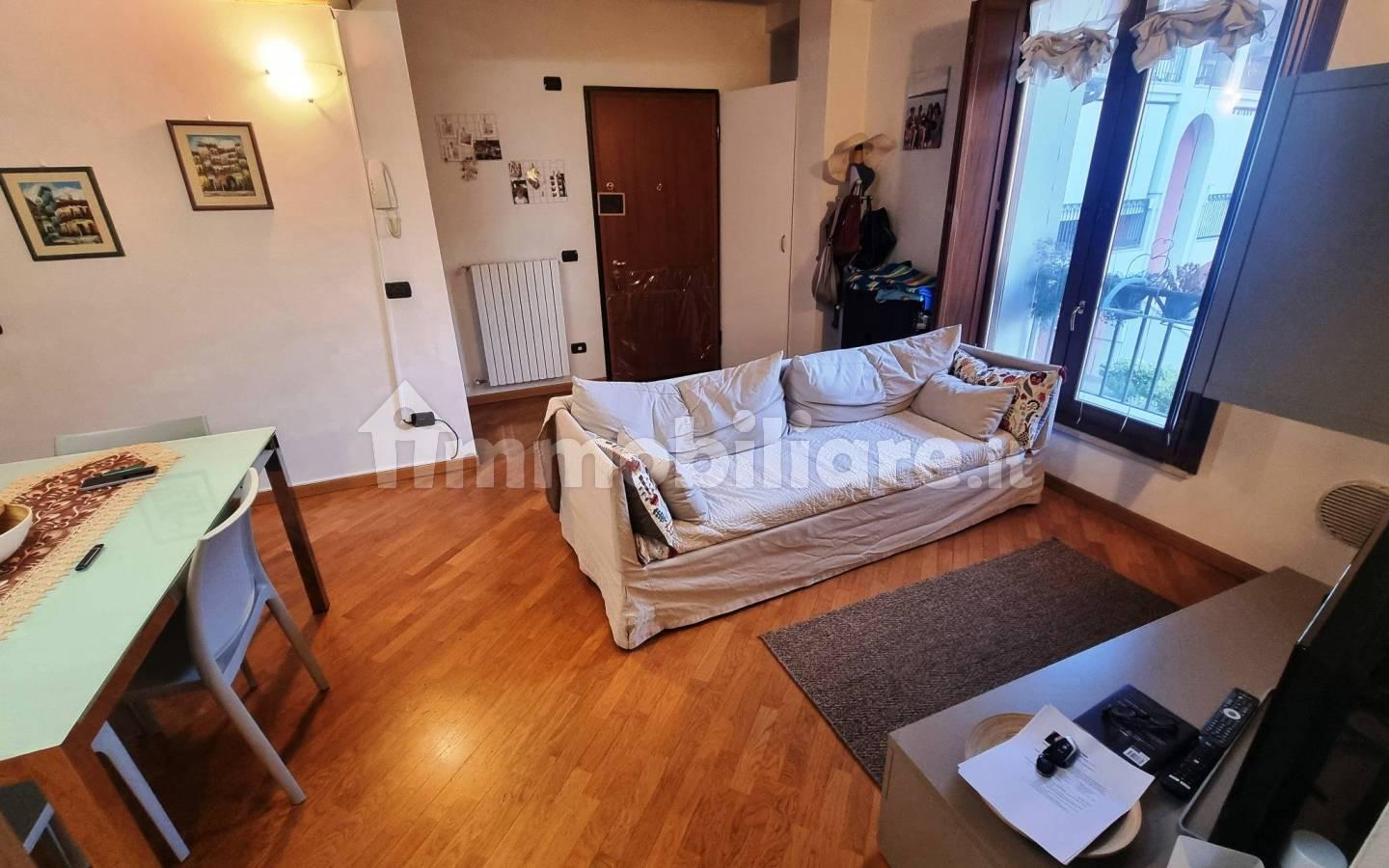 Trilocale via Roma, Centro, Padenghe sul Garda