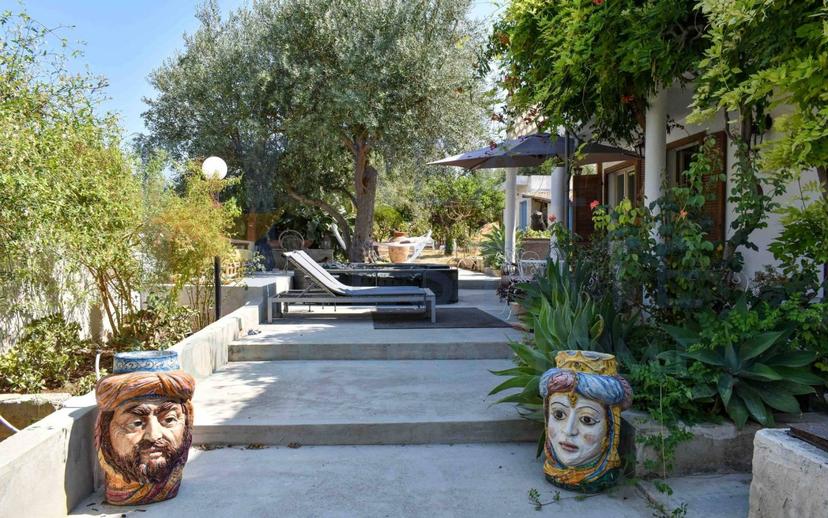 Villa unifamiliare via Tommaso Fazello 228, Centro, Noto — foto 31 di 48