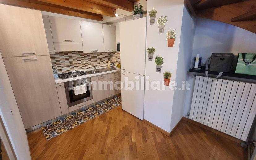 Trilocale via Roma, Centro, Padenghe sul Garda — foto 6 di 22