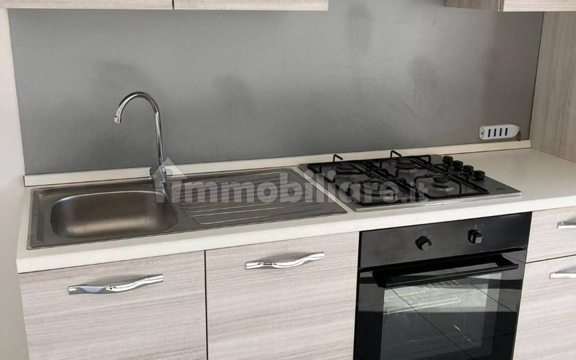 Bilocale ottimo stato, piano terra, Centro, Isola Rizza — foto 5 di 26