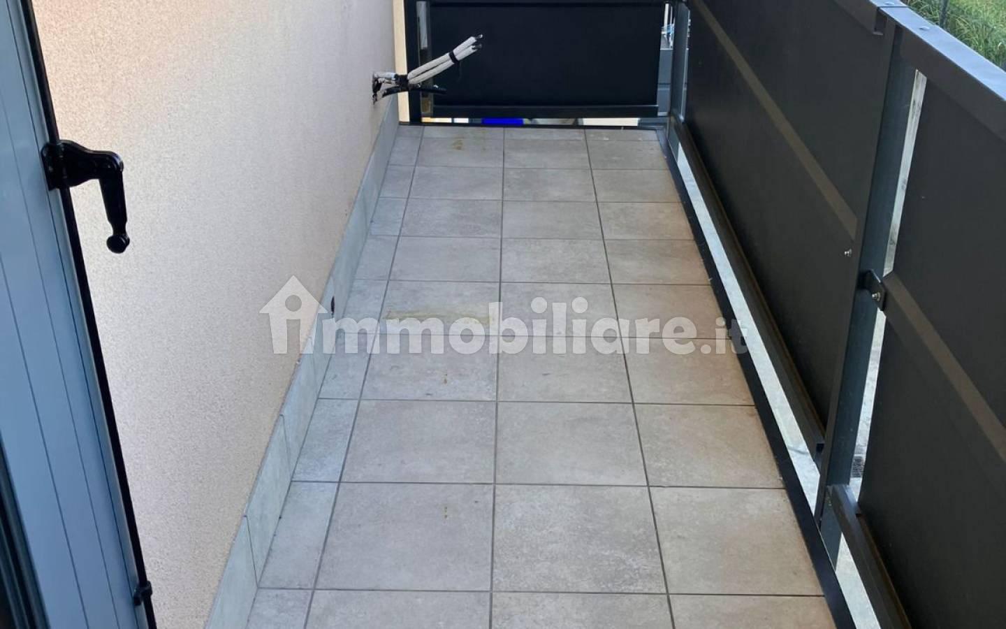 Bilocale ottimo stato, piano terra, Centro, Isola Rizza