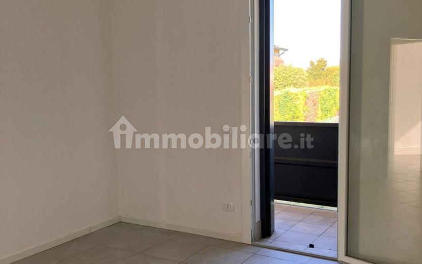 Bilocale ottimo stato, piano terra, Centro, Isola Rizza — foto 12 di 26