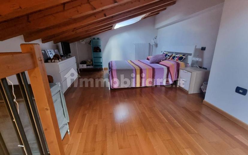 Trilocale via Roma, Centro, Padenghe sul Garda — foto 8 di 22