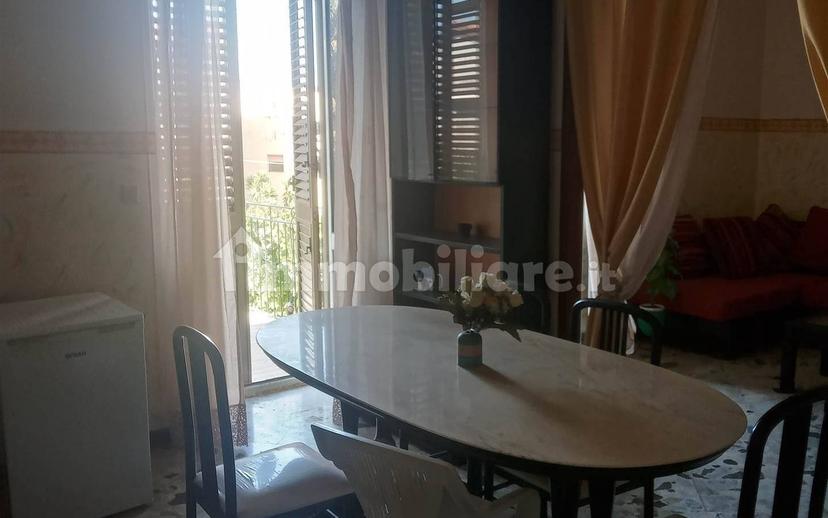 Appartamento piazza Dante Alighieri, San Cosmo, Corso Italia, Piazza Dante, Acireale