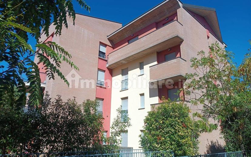 Appartamento via Leopoldo Reverberi, Centro, Cavriago — foto 19 di 46