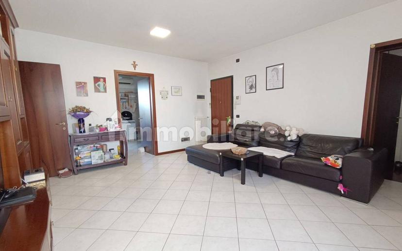 Appartamento via Leopoldo Reverberi, Centro, Cavriago — foto 26 di 46