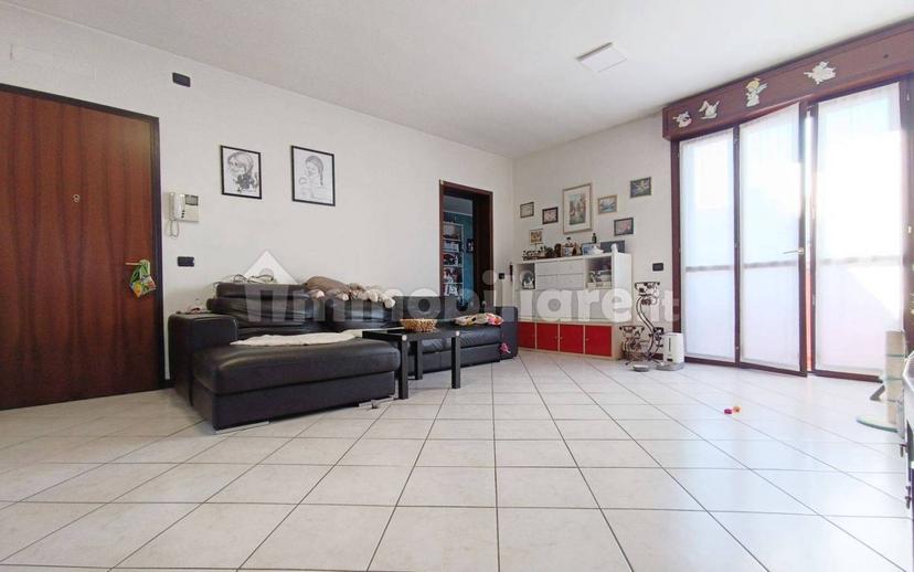 Appartamento via Leopoldo Reverberi, Centro, Cavriago — foto 13 di 46