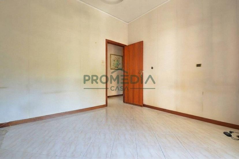 Quadrilocale Vialetto dei Ligustri 235 B/3, Regina Margherita - Torrente Trapani, Messina
