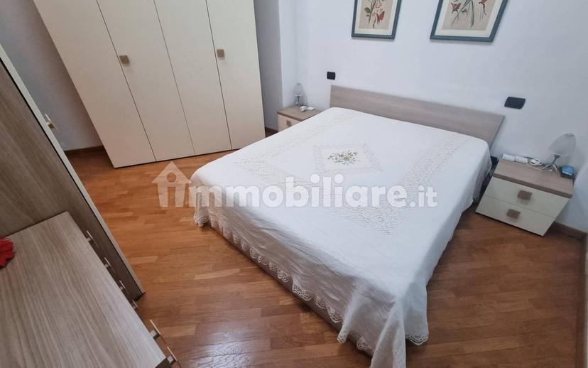 Trilocale via Roma, Centro, Padenghe sul Garda — foto 2 di 22