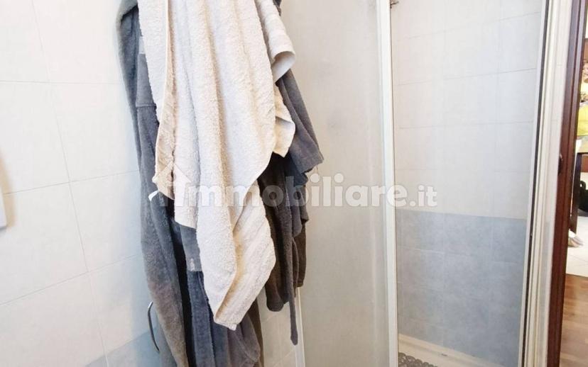 Appartamento via Leopoldo Reverberi, Centro, Cavriago — foto 22 di 46
