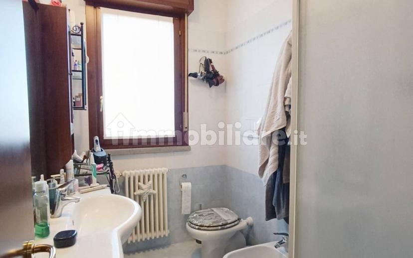 Appartamento via Leopoldo Reverberi, Centro, Cavriago — foto 4 di 46