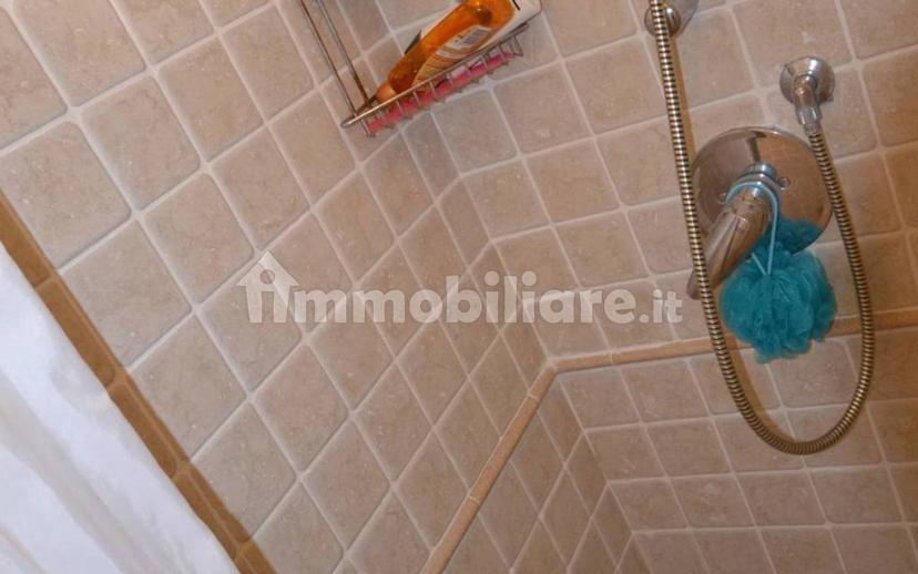 Quadrilocale via Eligiu Porcu 61, Santi Angeli, Giavera del Montello — foto 4 di 15