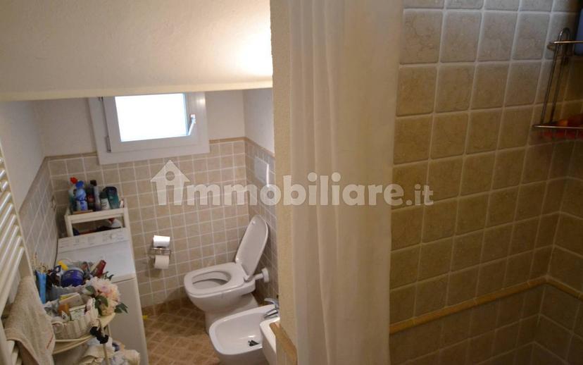 Quadrilocale via Eligiu Porcu 61, Santi Angeli, Giavera del Montello — foto 5 di 15
