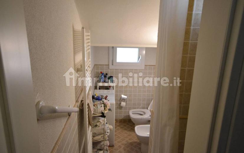 Quadrilocale via Eligiu Porcu 61, Santi Angeli, Giavera del Montello — foto 6 di 15
