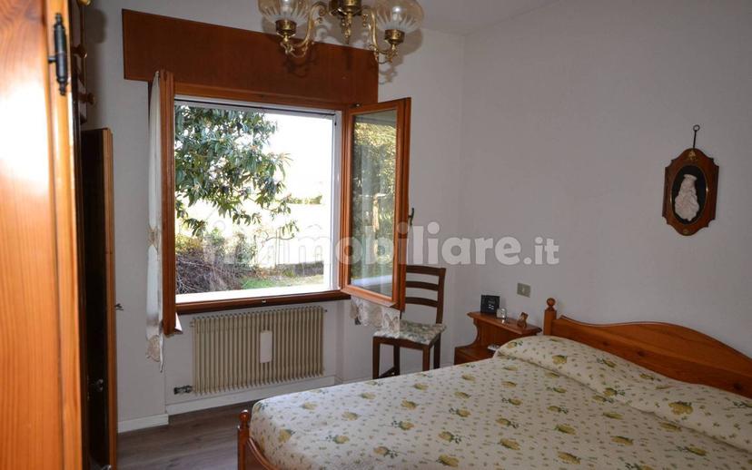 Quadrilocale via Eligiu Porcu 61, Santi Angeli, Giavera del Montello — foto 8 di 15