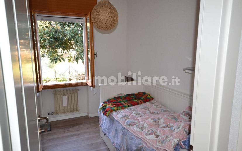 Quadrilocale via Eligiu Porcu 61, Santi Angeli, Giavera del Montello — foto 2 di 15