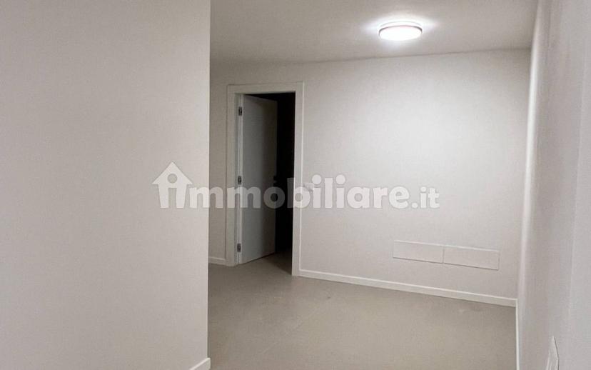 Villa bifamiliare via Serraglie 18, Pieve Vecchia, Villaggio Sanghen, Manerba del Garda — foto 15 di 38