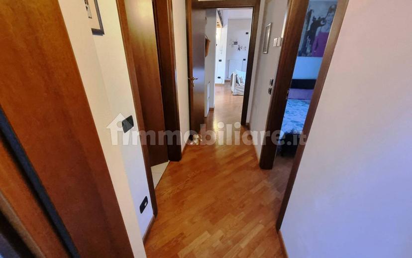 Trilocale via Roma, Centro, Padenghe sul Garda — foto 21 di 22