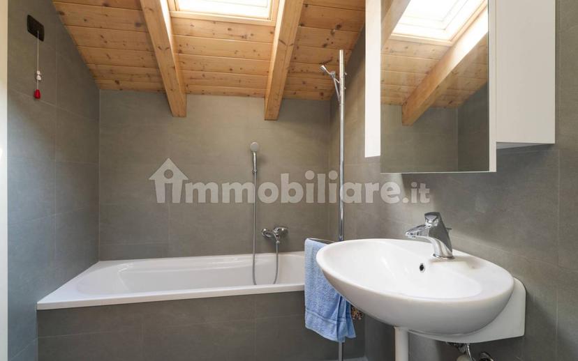 Quadrilocale via Anzio, 6, Castello, Lecco — foto 21 di 47