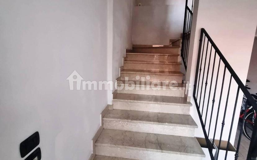 Trilocale via Roma, Centro, Padenghe sul Garda — foto 18 di 22