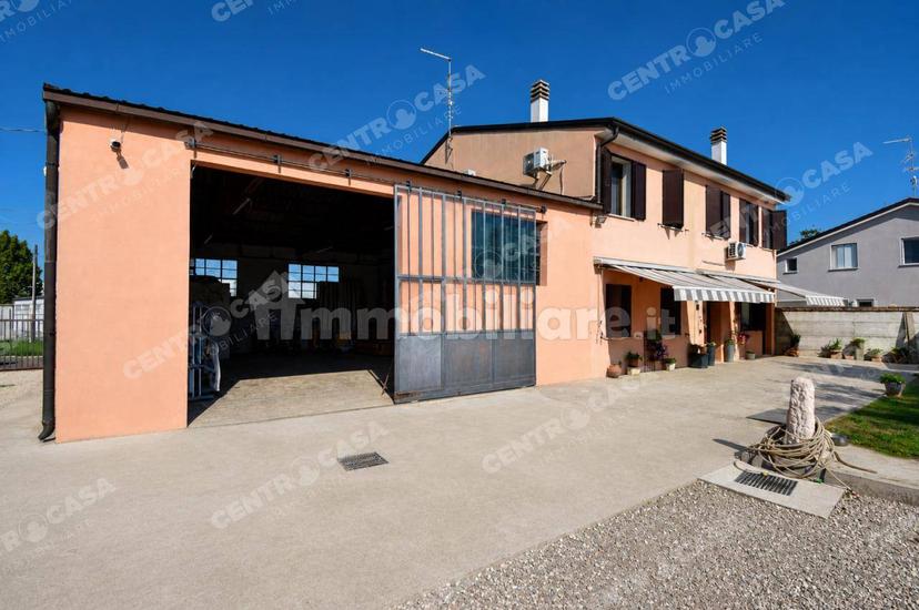 Villa bifamiliare 400 m², Centro, Legnago — foto 18 di 50