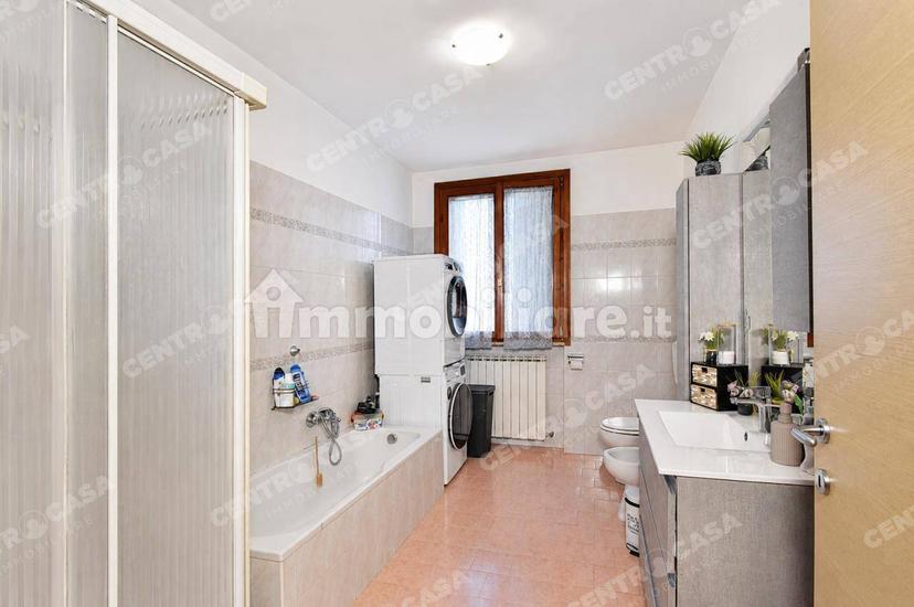 Villa bifamiliare 400 m², Centro, Legnago — foto 15 di 50