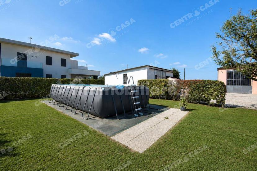 Villa bifamiliare 400 m², Centro, Legnago — foto 11 di 50