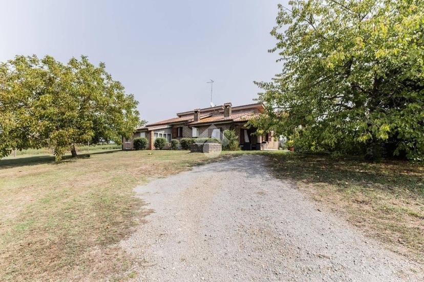 Villa unifamiliare via braccianese claudia, Oriolo Romano — foto 3 di 24