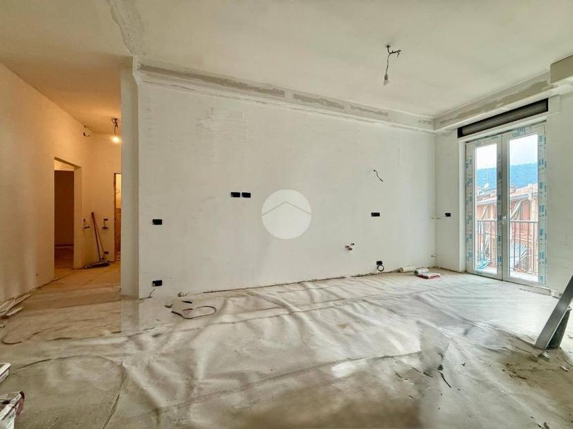 Quadrilocale via Giacomo Mazzini 6, Centro, Alzano Lombardo — foto 3 di 14