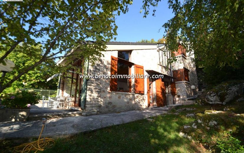 Villa unifamiliare Contrada Ca' Montagna, San Zeno, San Zeno di Montagna — foto 3 di 25