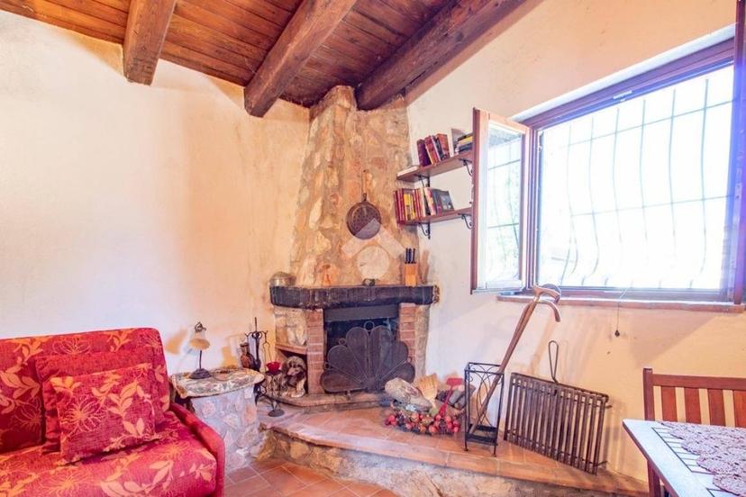 Terratetto unifamiliare Rocca Di Fondi, Antrodoco — foto 2 di 22