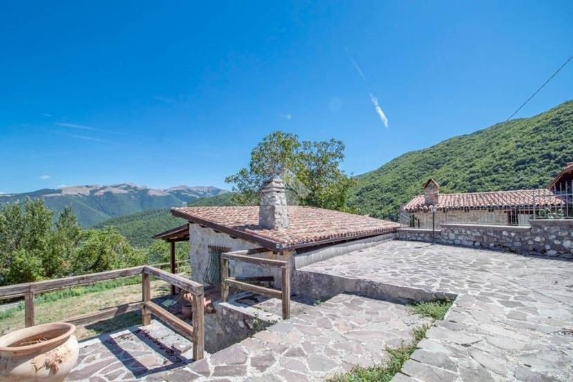 Terratetto unifamiliare Rocca Di Fondi, Antrodoco — foto 6 di 22