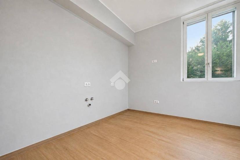 Trilocale via Emilia Est 45, San Lazzaro, Parma — foto 16 di 21
