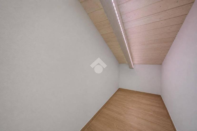 Trilocale via Emilia Est 45, San Lazzaro, Parma — foto 7 di 21