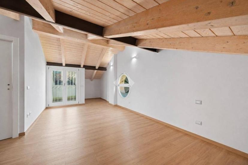Trilocale via Emilia Est 45, San Lazzaro, Parma — foto 3 di 21