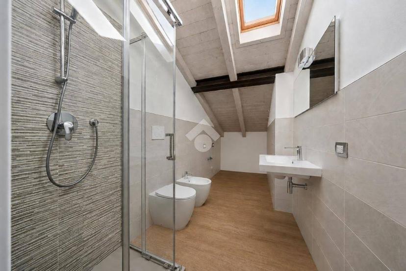 Trilocale via Emilia Est 45, San Lazzaro, Parma — foto 6 di 21