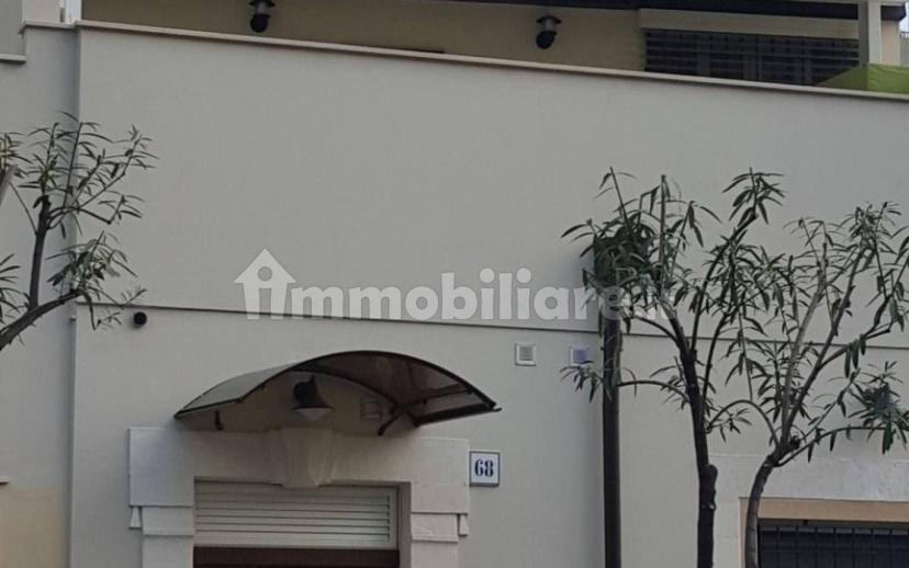 Bilocale viale Ennio Quinto, Picone, Bari